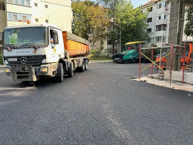 Parcare amenajată și asfaltată în Brăila – Stalgen Cons, fotografia 5