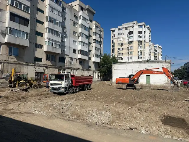 Parcare amenajată și asfaltată în Brăila – Stalgen Cons, fotografia 16
