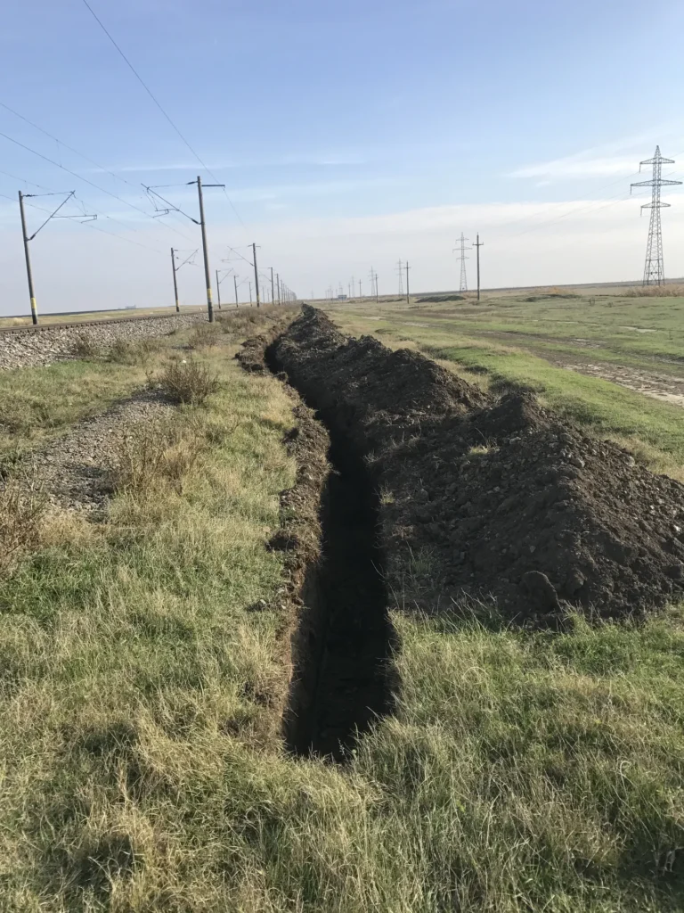 Șanț pentru trasee de cabluri